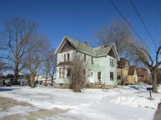 114 Monroe St, Watertown, WI 53094-7641