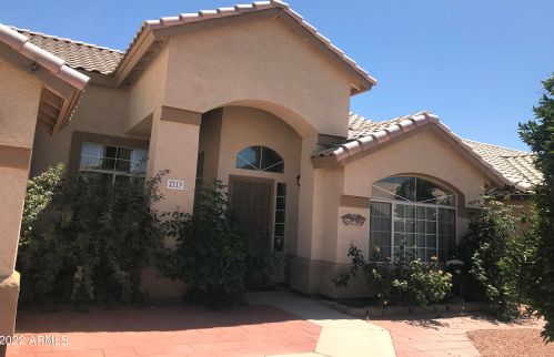 2319 San Tan Dr, Gilbert, AZ 85296-3913