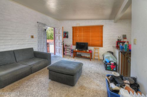 3540 Flower St, Tucson, AZ 85716-2306