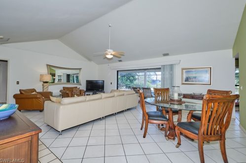 1429 23rd Ter, Cape Coral FL  33909-4402 exterior