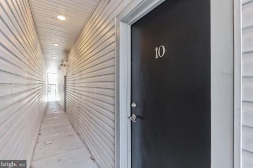 1843 6th St, Philadelphia PA  19148-1732 exterior