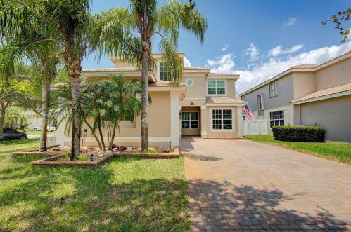 3190 165th Ave, Hollywood, FL 33027-5245