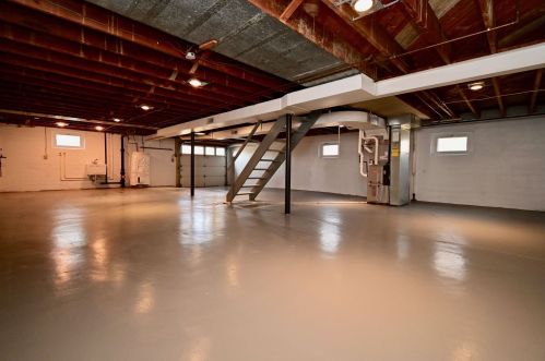 668 Sipple Dr, Covington KY  41015-2355 exterior