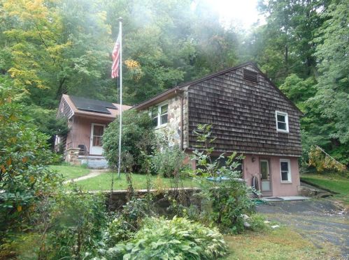 190 Hoover Ave, Bristol, CT 06010-3723