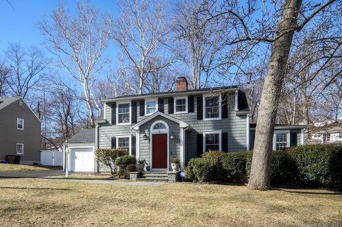 5 Glendale Cir, Stamford, CT 06906-1212