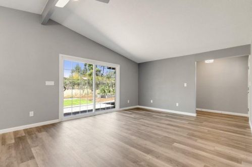 6577 Melrose Dr, North Highlands CA  95660-4378 exterior