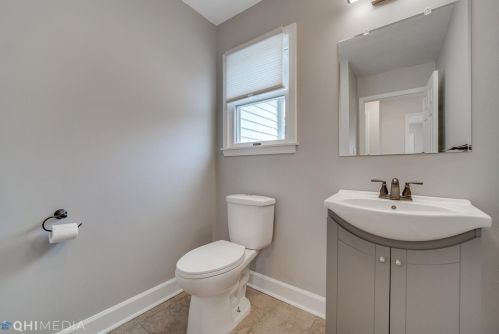 9549 Polk St, Crown Point, IN 46307-2268