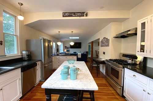 34 Sea Ave, Yarmouth MA  02673-5064 exterior