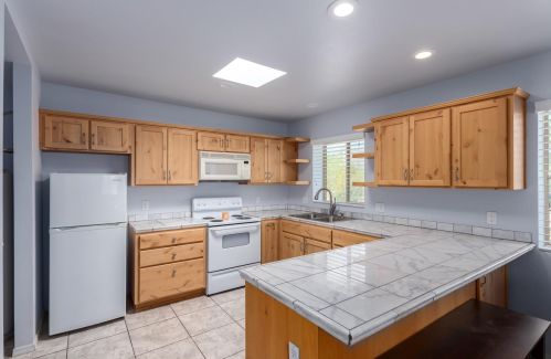 6721 Pomona Rd, Tucson AZ 85705-2468 exterior