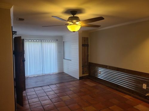 6625 Conveyor Dr, Cleburne TX  76031-0907 exterior