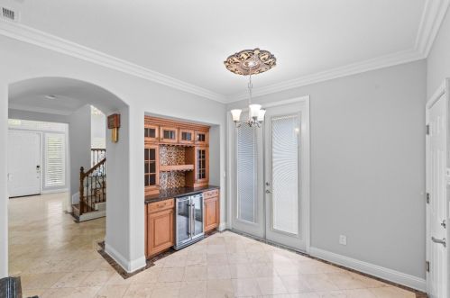 2321 Barn Swallow Ct, Elk Grove CA  95757-8140 exterior