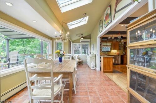25 Darmstatter Rd, Skyline Lakes NJ  07456-1301 exterior