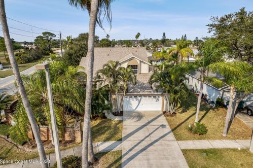 222 Summers Creek Dr, Merritt Island FL  32952-2684 exterior