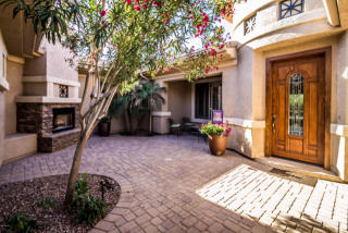 4588 Cavalry Dr, Gilbert, AZ 85297-9526