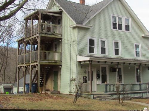 142 High St, Vernon, CT 06066-3683
