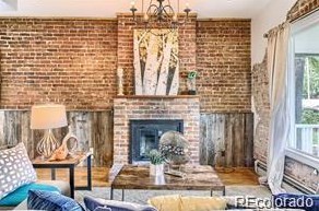 300 Franklin St, Denver CO  80218-4007 exterior