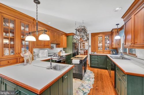 1743 Tall Oaks Rd, Molino PA  17961-9502 exterior