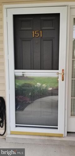 151 Cardinal Ln, Hummelstown PA  17036-8755 exterior