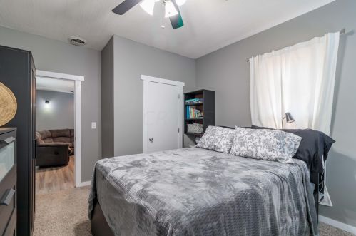 115 High St, Hebron OH  43025-9038 exterior