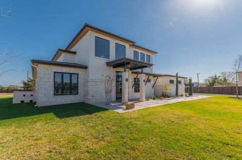 179 Enchanted Cv, Lost Pines, TX 78612-3587