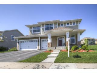 13300 Coachford Ave, Lakeville, MN 55068-6177