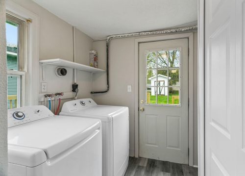 524 Prospect St, Cedar Mills MN  55350-1715 exterior