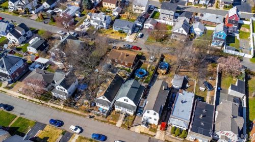 25 Hanson Ave, Perth Amboy NJ  08863-1730 exterior