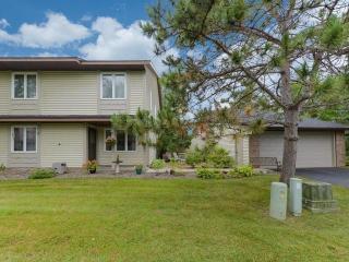 4701 Markham Pt, Saint Paul, MN 55122-2629