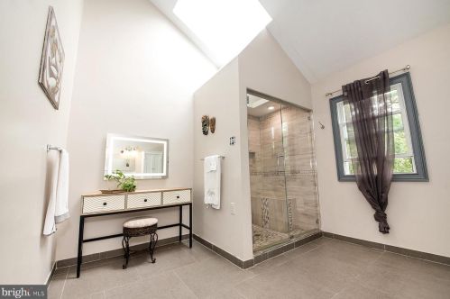 1700 Concord Ct, Blue Bell PA  19422-1336 exterior