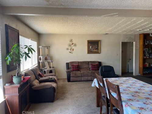 917 Sycamore St, Anaheim, CA 92805-2105
