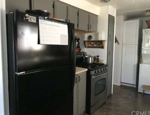 15940 Stoddard Wells Rd, Victorville CA  92395-2800 exterior