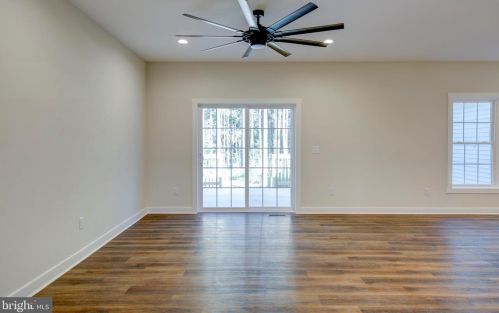 2 Hudson Rd, Laurel DE  19956-3090 exterior