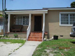 4821 6th St, Miami, FL 33126-2105