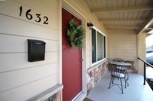 1632 Via Sarita, San Lorenzo, CA 94580-3546