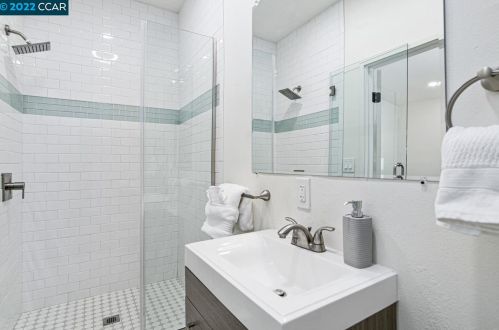 142 Diablo Ct, Concord CA  94523-1925 exterior
