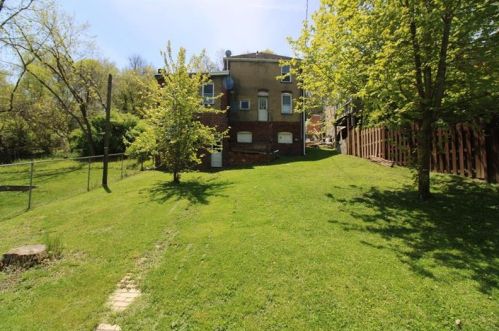 271 Prestley Rd, Bridgeville, PA 15017-1947