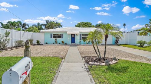 987 Boca Ciega Isle Dr, Saint Petersburg, FL 33706-2539