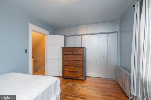 419 Derstine Ave, Lansdale PA 19446-3536 exterior