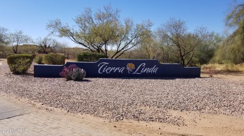 12935 Summer Poppy St, Tucson, AZ 85743-7275