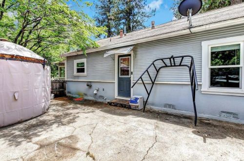 516 Packard Dr, Grass Valley CA  95945-7023 exterior