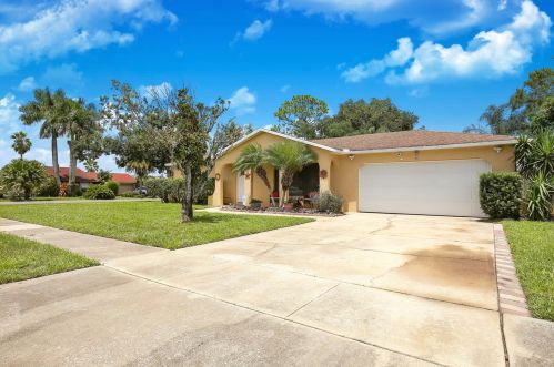 8637 Pinestraw Ln, Orlando, FL 32825-6314