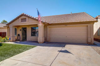 10319 Medlock Dr, Glendale, AZ 85307-4258