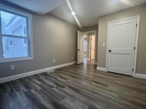 35 Burke St, Nashua NH  03060-4709 exterior