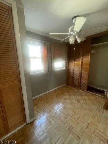 41 Heather Ln, Roselle NJ  07203-2912 exterior