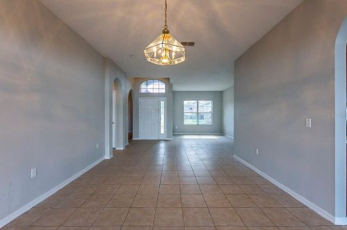 13 Inconnu Dr, Kissimmee FL  34759-4832 exterior