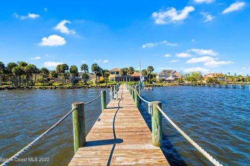 3618 Indian Riv Dr, Cocoa FL 32926-8705 exterior