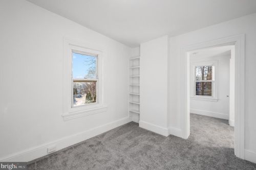 305 Summer St, Limerick PA  19468-1924 exterior