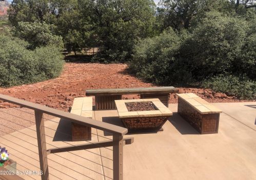 40 Pinon Dr, Sedona AZ 86336-5047 exterior