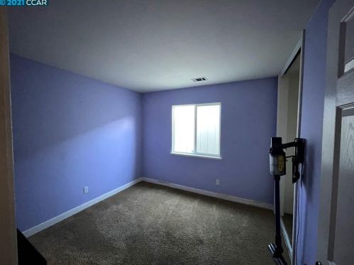 1221 Walnut Meadows Dr, Oakley CA  94561-6000 exterior