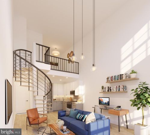 136 Chestnut St, Philadelphia PA  19106-3009 exterior